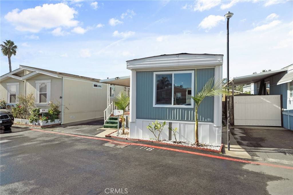 Torrance, CA 90501,23701 S Western AVE #106