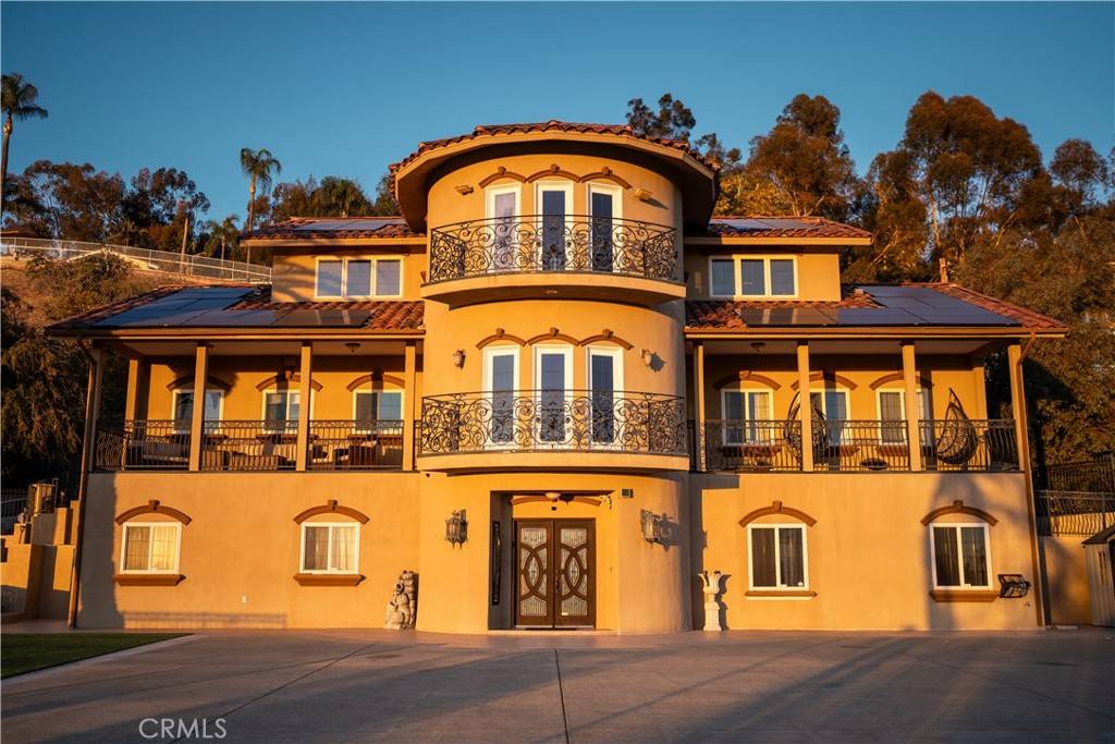 San Bernardino, CA 92404,1481 Terracita DR