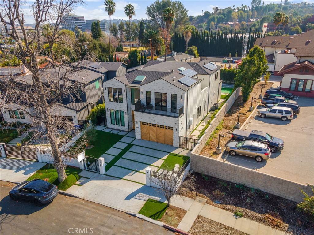 Encino, CA 91436,16846 Addison ST