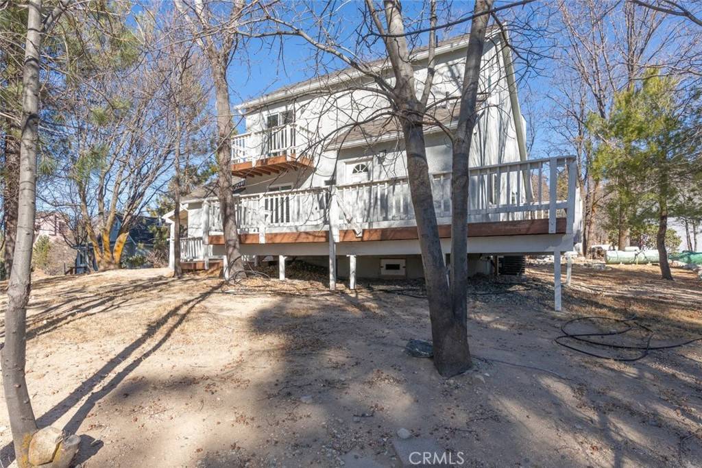 Running Springs, CA 92382,15 Manzanita RD