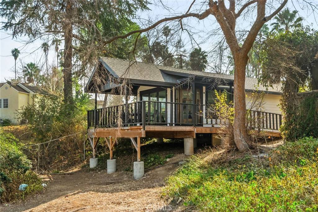 Redlands, CA 92373,1365 Knoll RD