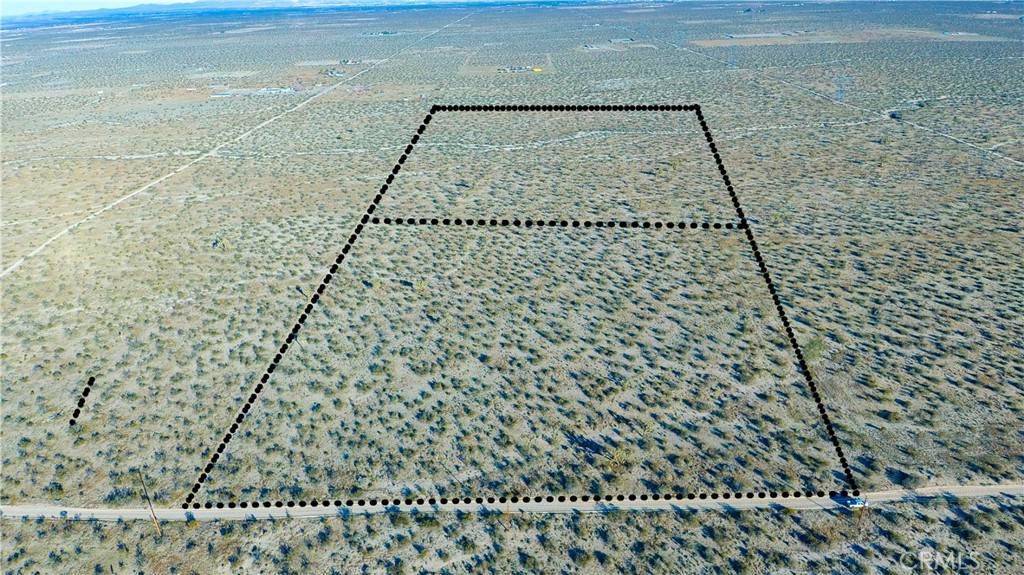 Pinon Hills, CA 92372,1 263rd E