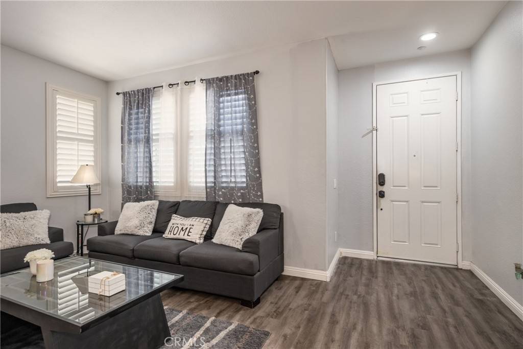 Fontana, CA 92336,7364 Sultana AVE