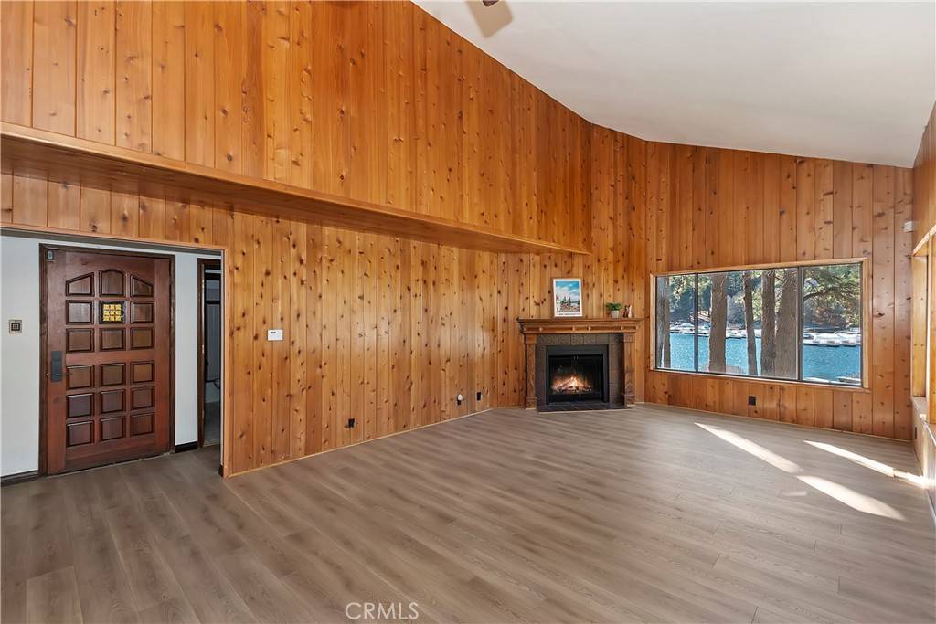 Lake Arrowhead, CA 92352,27721 Peninsula Dr. #214