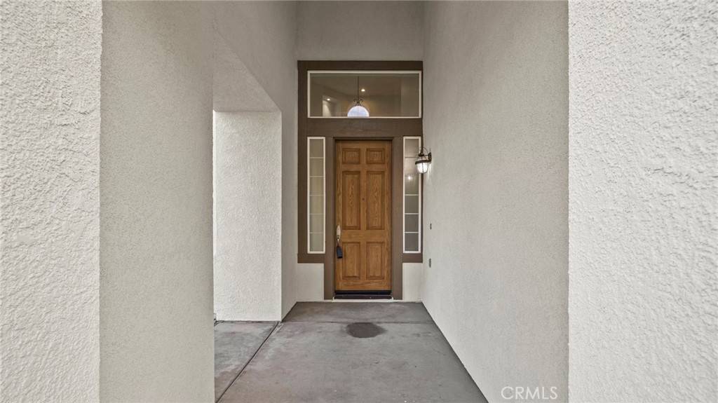 Corona, CA 92883,1728 Tamarron DR