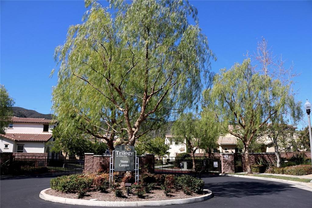 Corona, CA 92883,8789 Cuyamaca ST