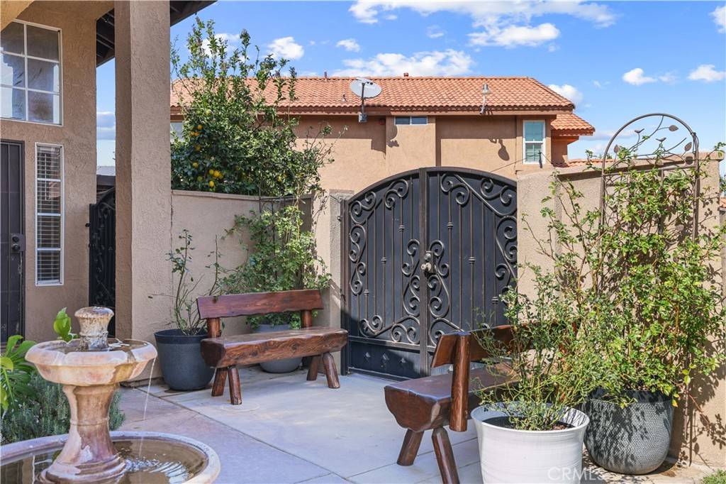 Fontana, CA 92337,11612 Osuma RD
