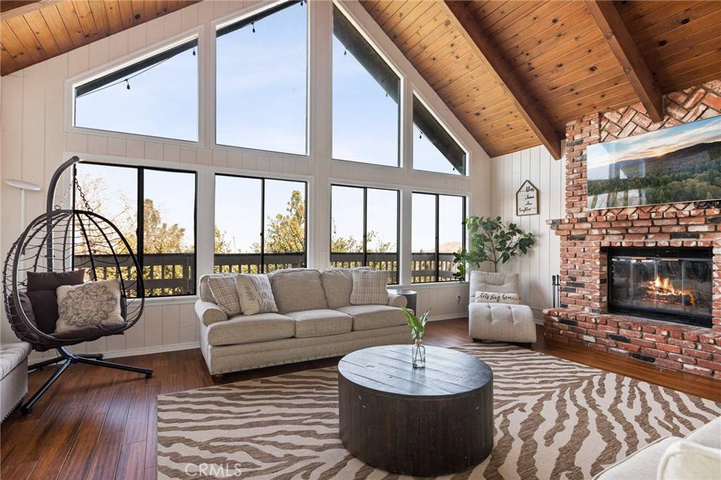 Lake Arrowhead, CA 92352,1243 Klondike DR