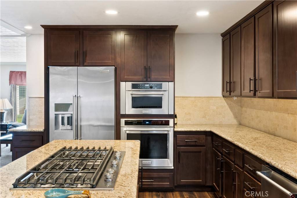 Corona, CA 92882,1383 Thornwood