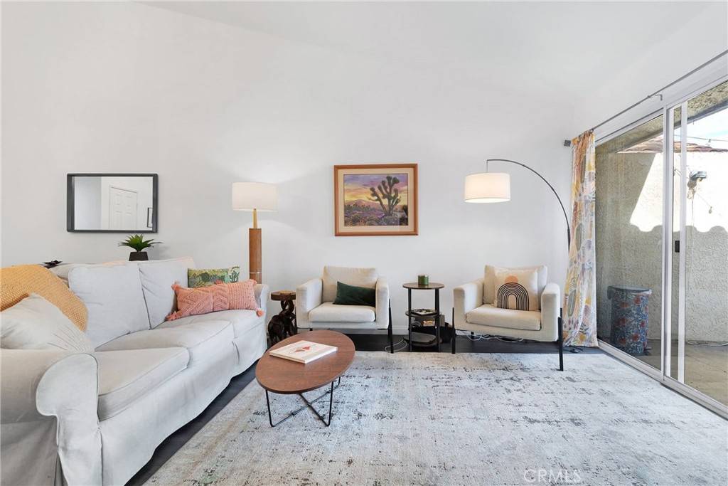 Apple Valley, CA 92308,19191 Palo Verde DR