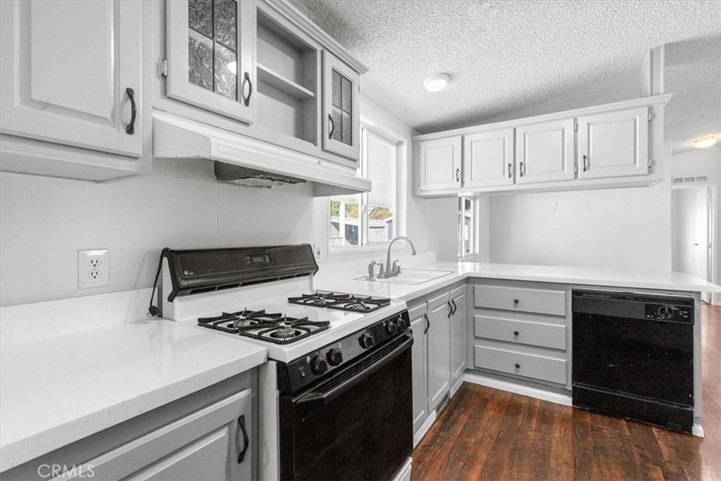 Cypress, CA 90630,9080 Bloomfield AVE #193