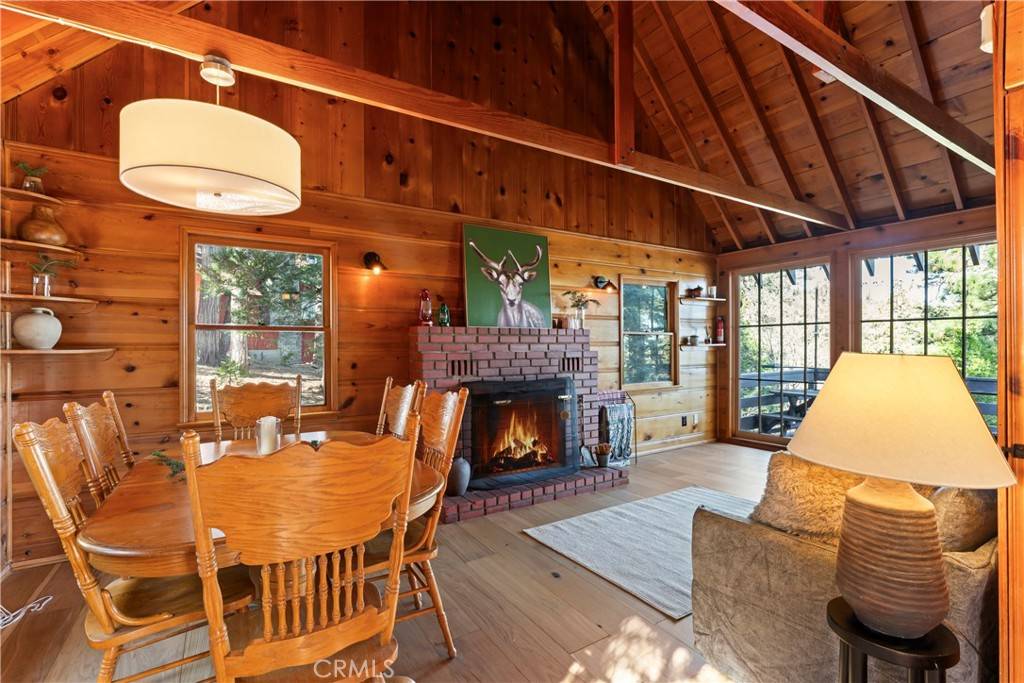 Twin Peaks, CA 92391,612 Rose LN