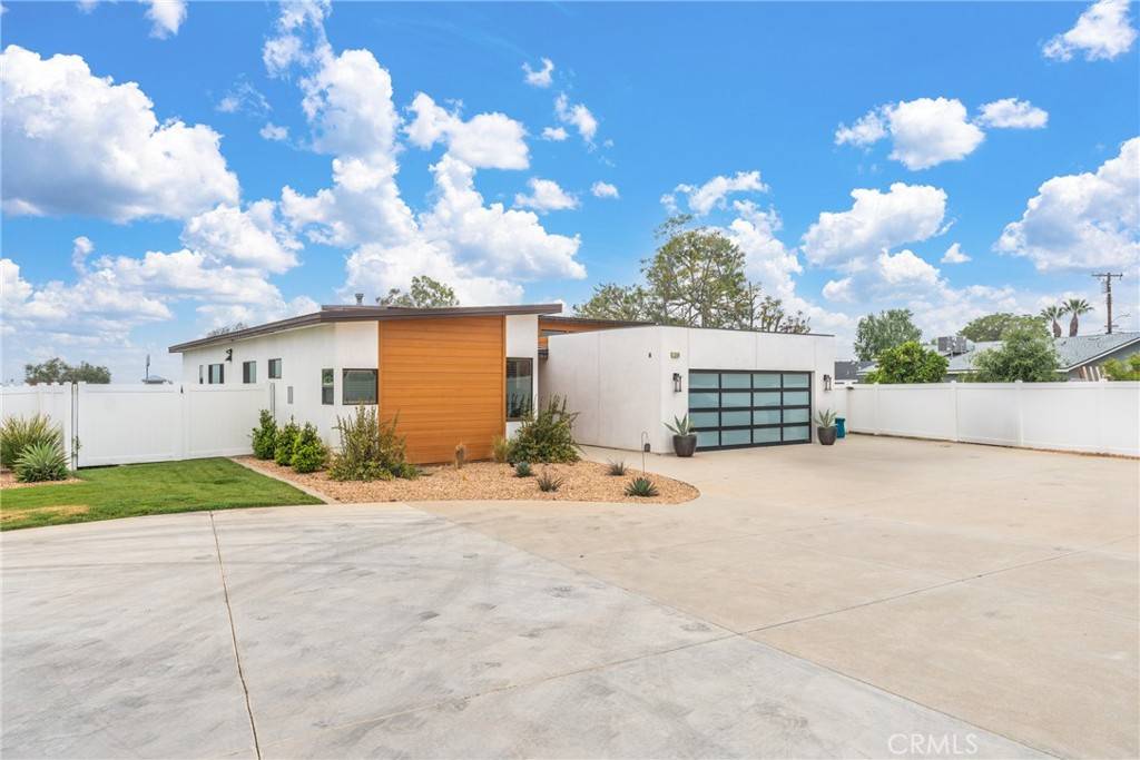 Calimesa, CA 92320,1248 Holly LN