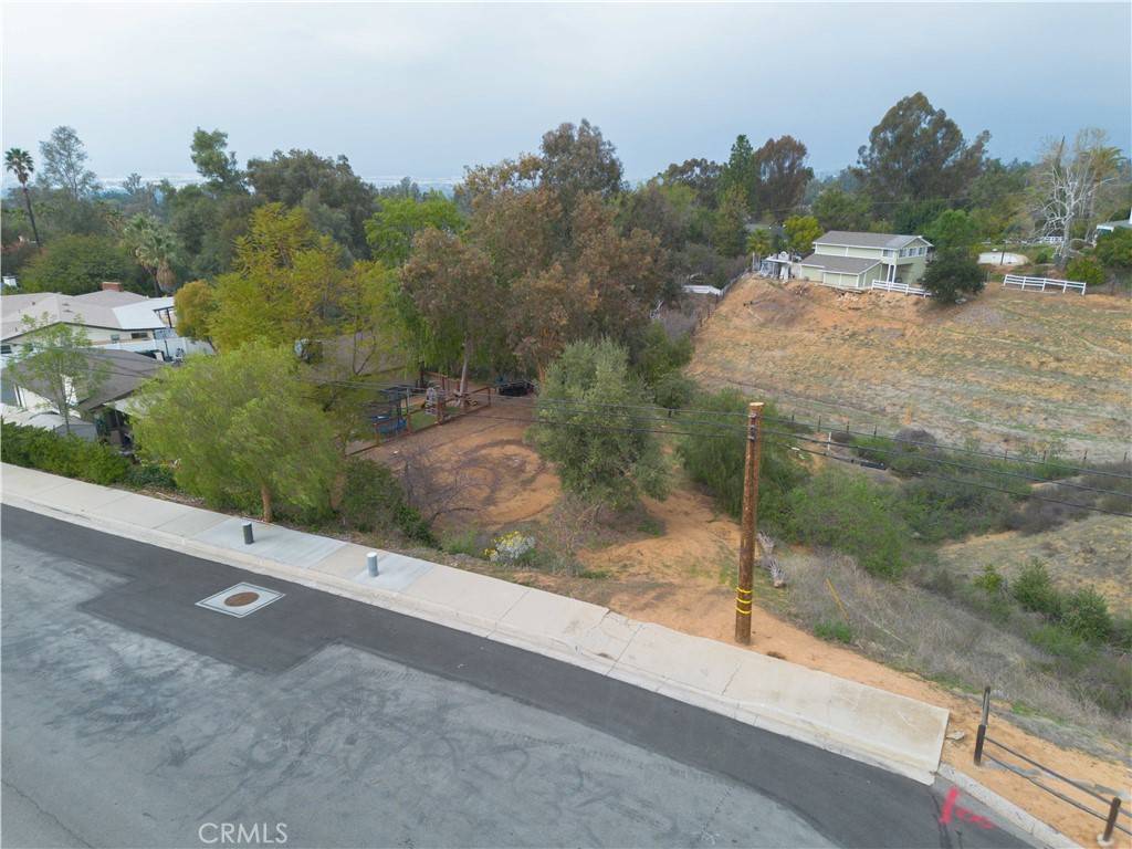 Redlands, CA 92373,848 W Sunset DR