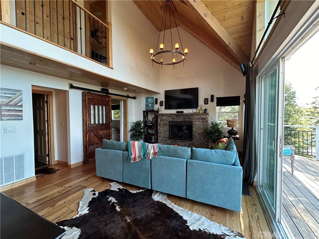 Lake Arrowhead, CA 92352,28773 Palisades DR