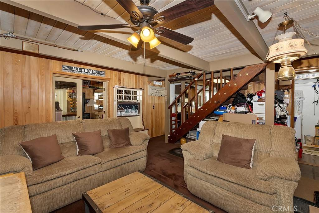 Sugarloaf, CA 92386,581 Highland LN