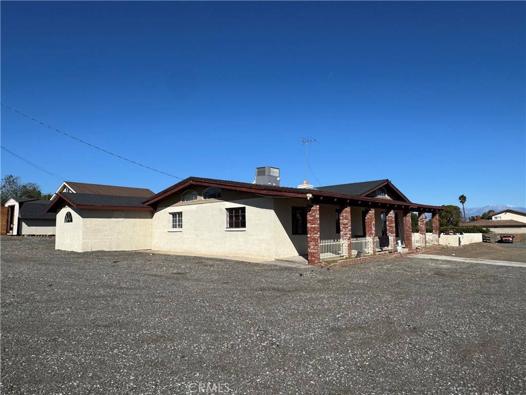 Corona, CA 92881,7052 Starne RD