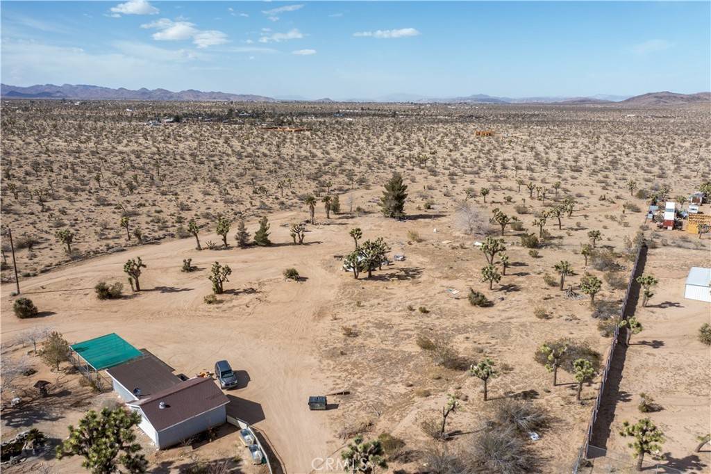 Yucca Valley, CA 92284,3155 Thermal LN