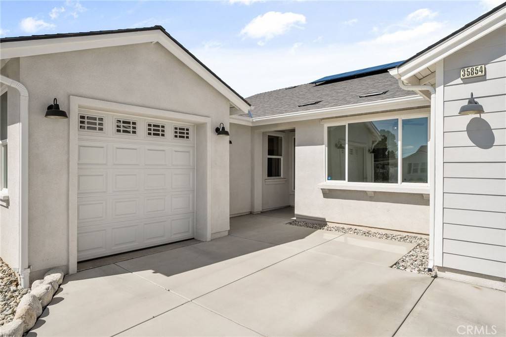 Yucaipa, CA 92399,35854 Rebecca RD