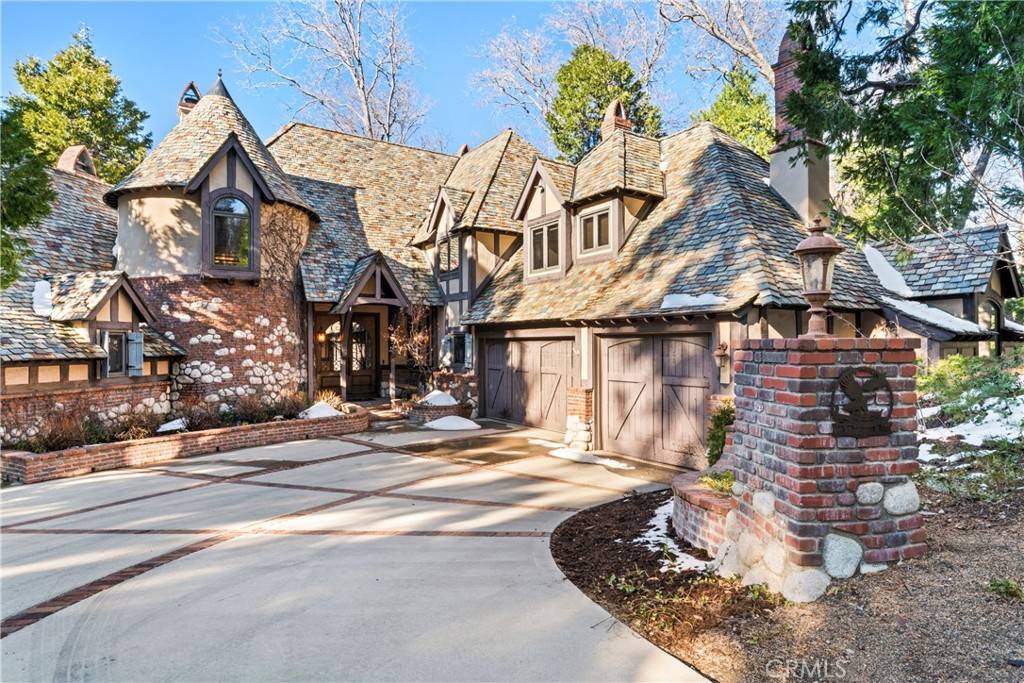 Lake Arrowhead, CA 92352,145 Pheasant Run