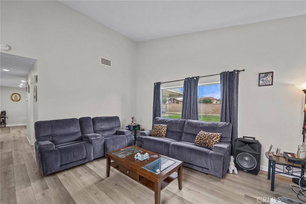 Moreno Valley, CA 92553,24344 Mount Russell DR