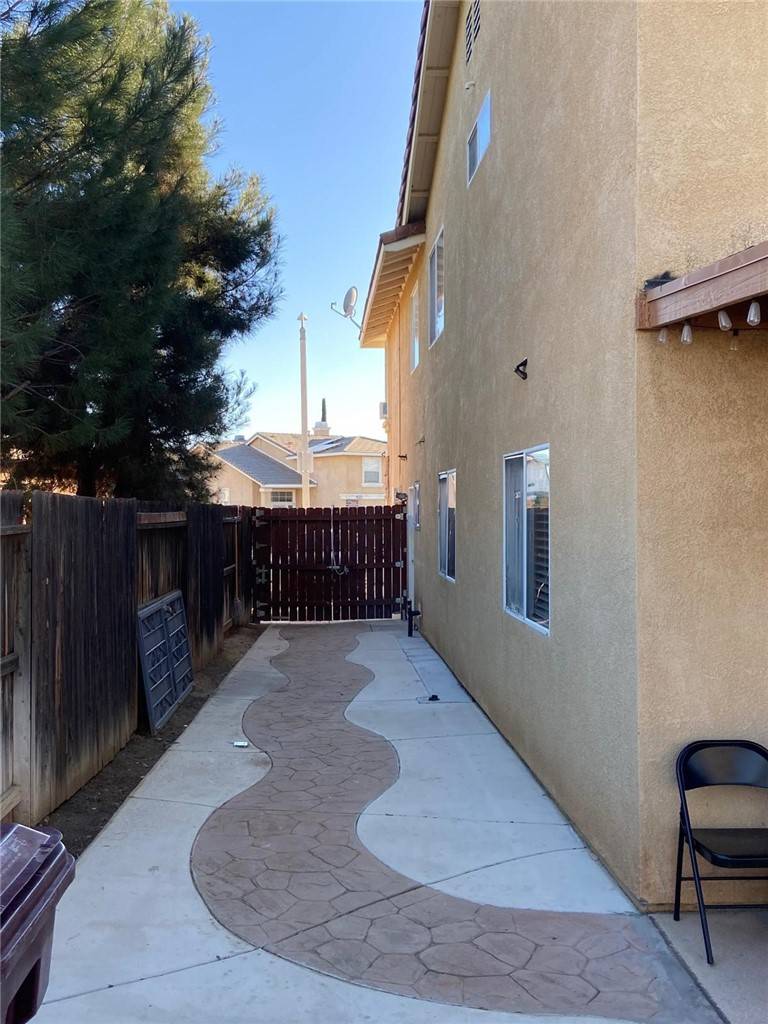Moreno Valley, CA 92555,26094 Peck ST