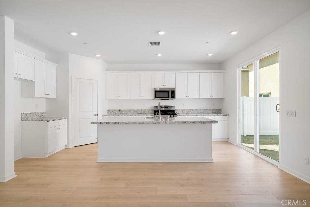 Winchester, CA 92596,32744 Crystal Cove CT