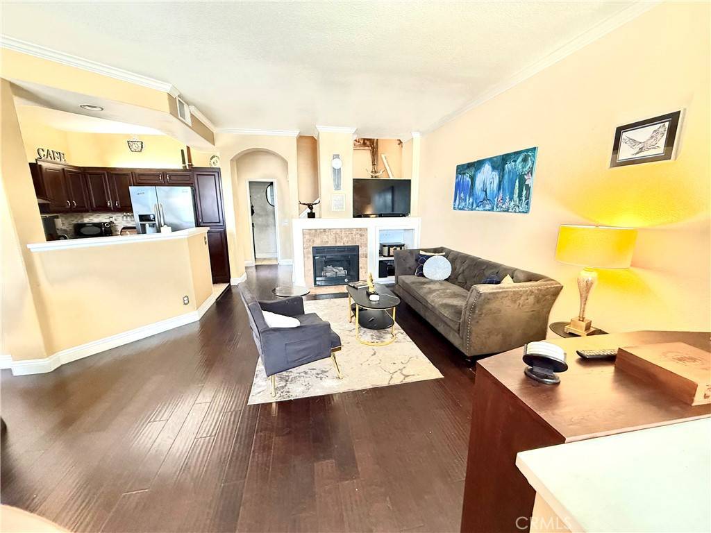 Anaheim Hills, CA 92808,1041 S Positano AVE