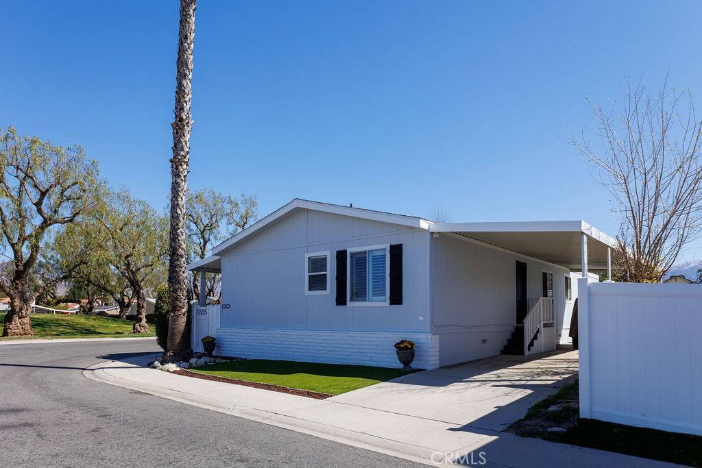 Redlands, CA 92373,1721 E Colton AVE #106