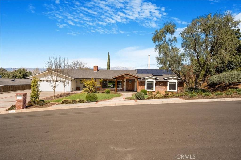 Redlands, CA 92373,643 Alta Loma DR