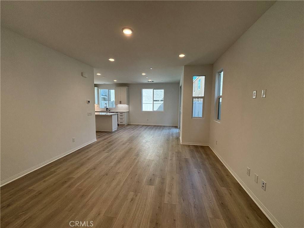 Santa Paula, CA 93060,1850 Flannel DR