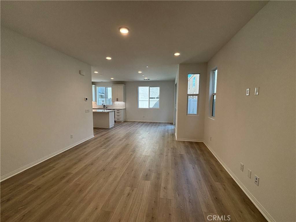 Santa Paula, CA 93060,1850 Flannel DR