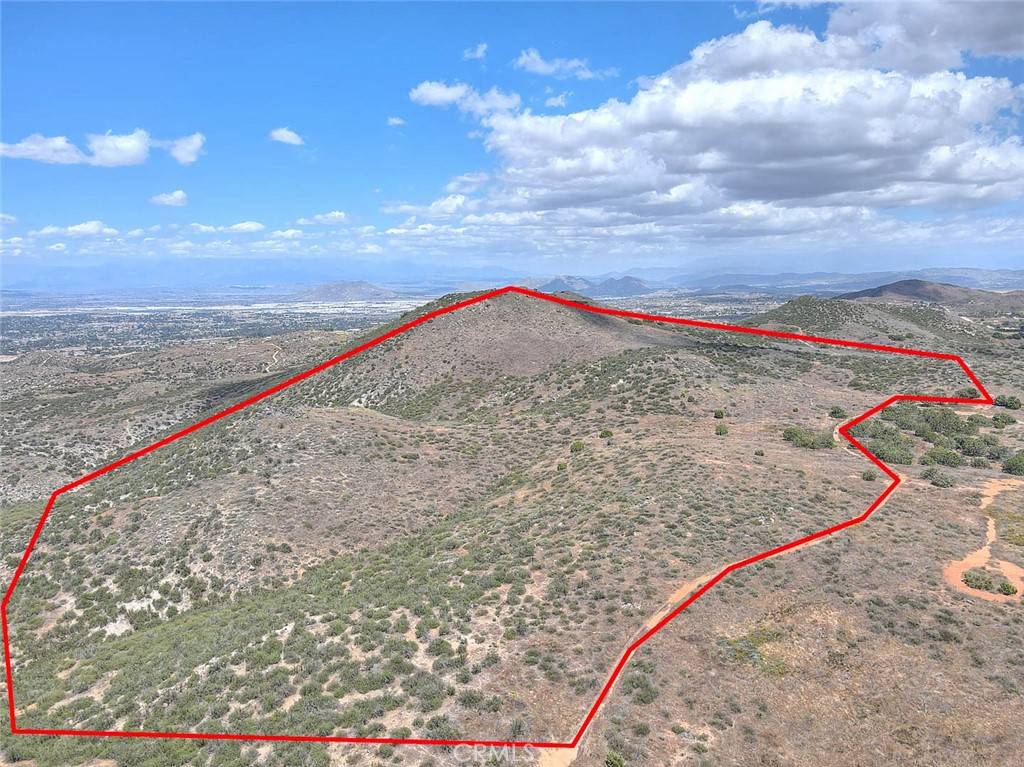 Lake Mathews, CA 92570,19 ACRES CLARISSA