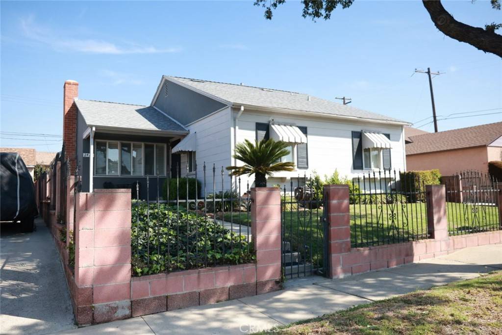 Hawthorne, CA 90250,2423 W 118th ST