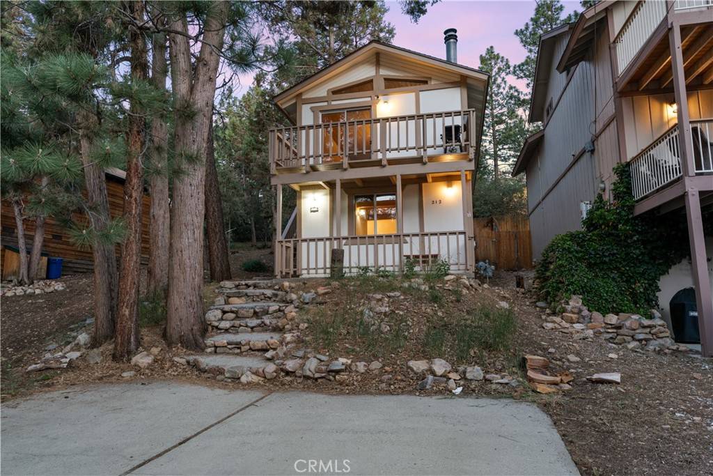Sugarloaf, CA 92386,212 Vista LN