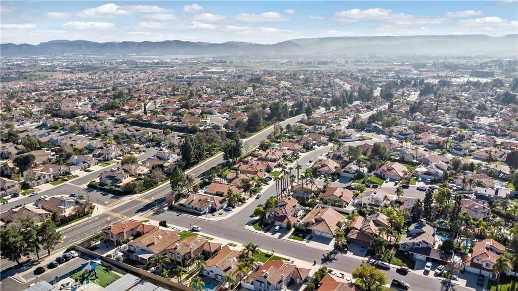Murrieta, CA 92563,39688 Ridgedale DR