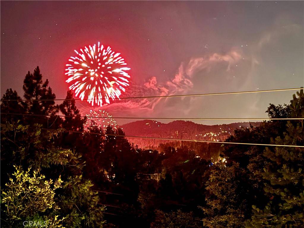 Lake Arrowhead, CA 92352,27596 N Bay RD