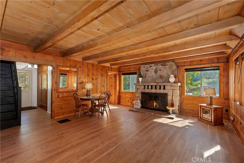 Lake Arrowhead, CA 92385,863 Oak RD
