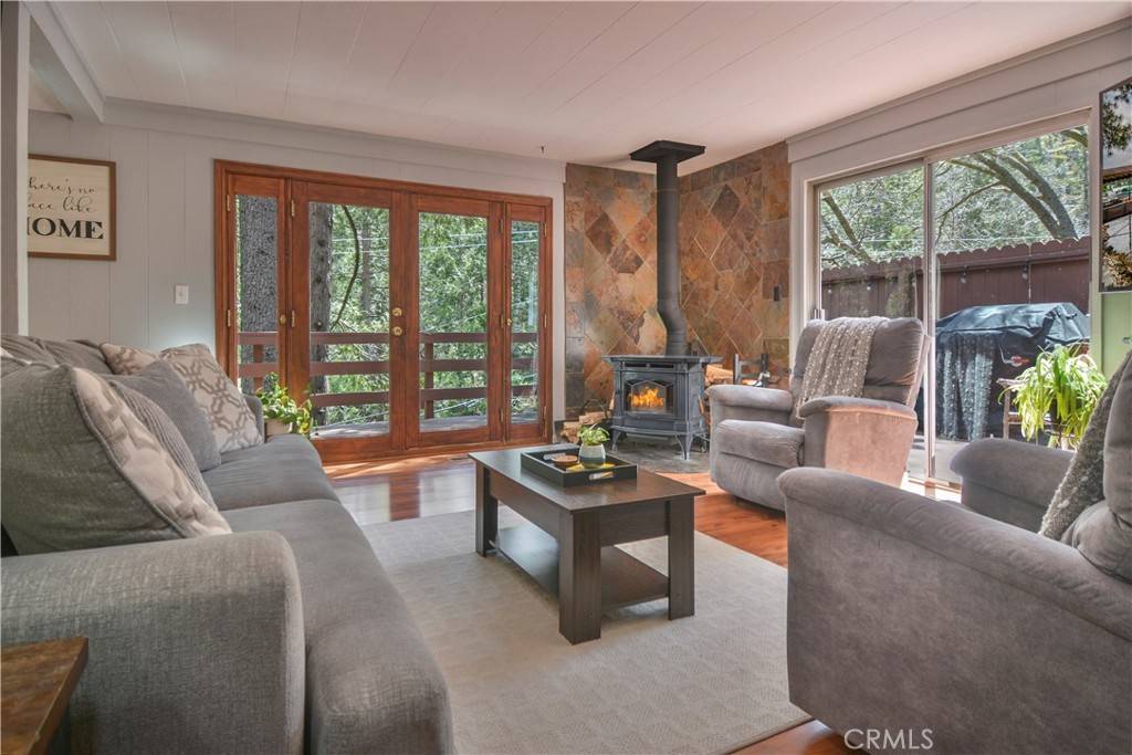 Twin Peaks, CA 92391,458 Clubhouse DR