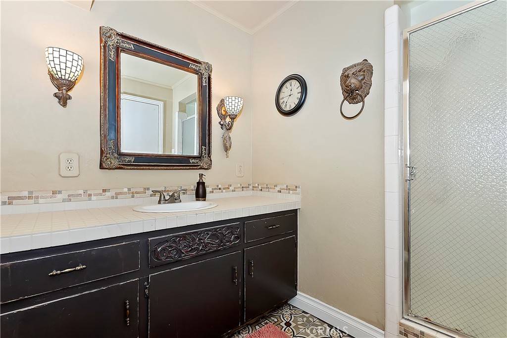 Crestline, CA 92325,1212 Jungfrau DR