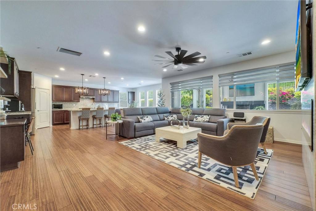 Corona, CA 92883,11927 Bunting CIR