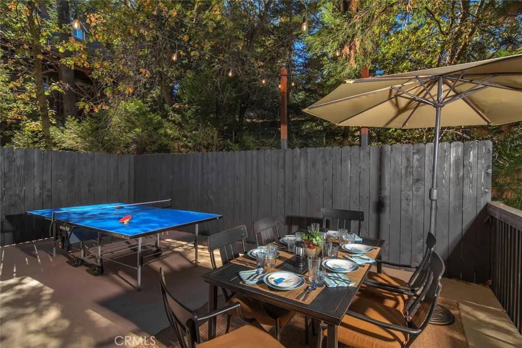 282 Terrace RD Lake Arrowhead, CA 92352
