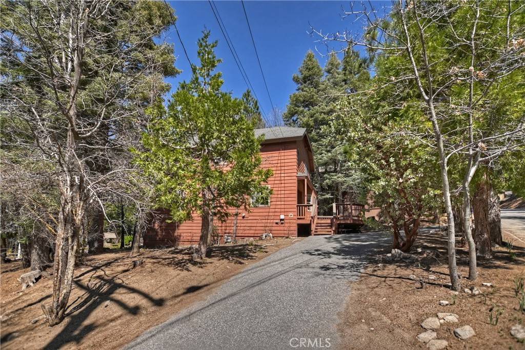 Blue Jay, CA 92317,27064 Everest RD
