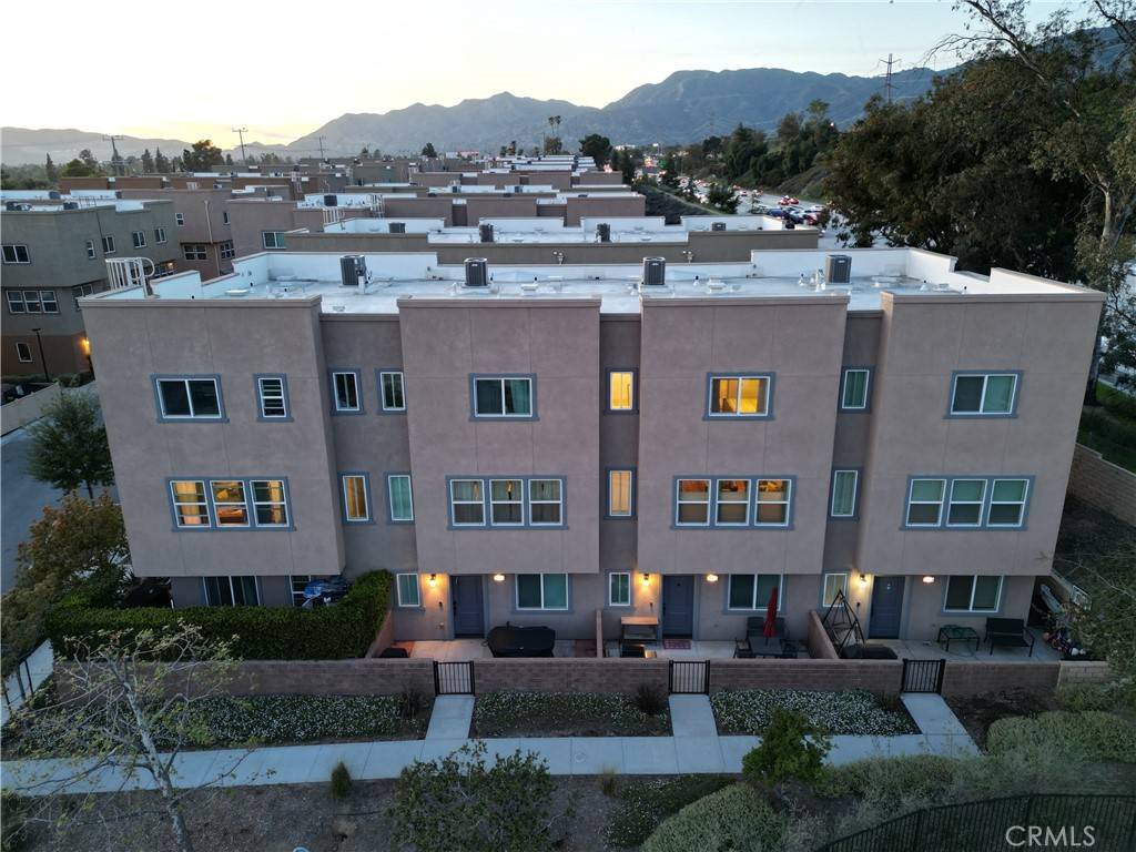 Sylmar, CA 91342,12728 Watt LN #B