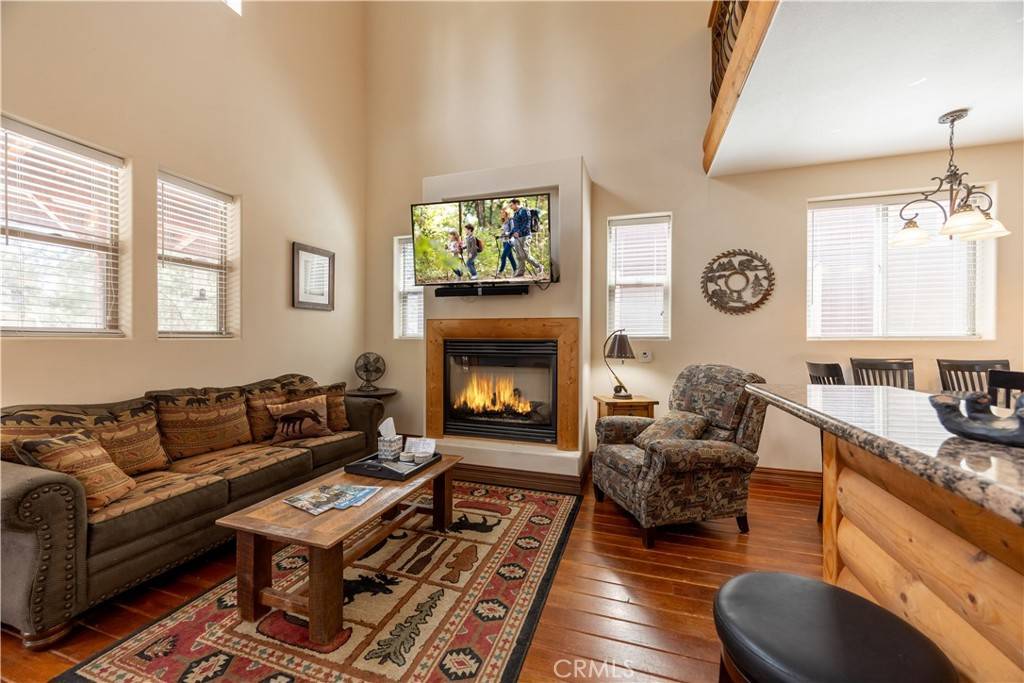 Sugarloaf, CA 92386,552 Maple LN