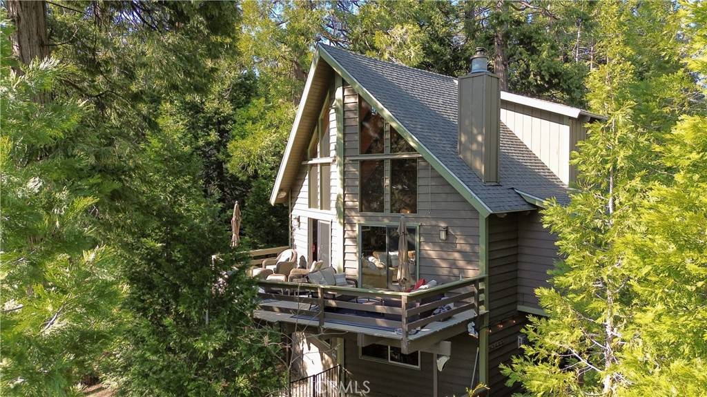 Lake Arrowhead, CA 92352,229 Chippewa LN