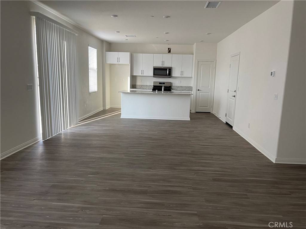 Yucaipa, CA 92399,13413 Limestone DR