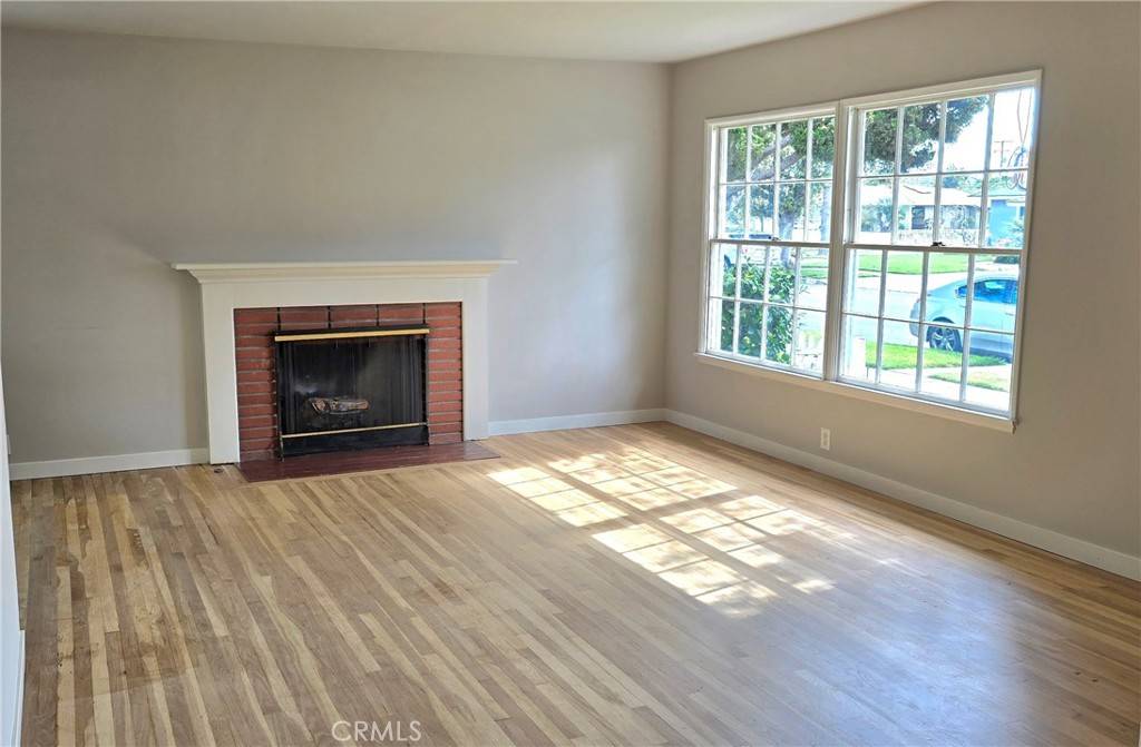 Santa Ana, CA 92706,1922 Meriday LN