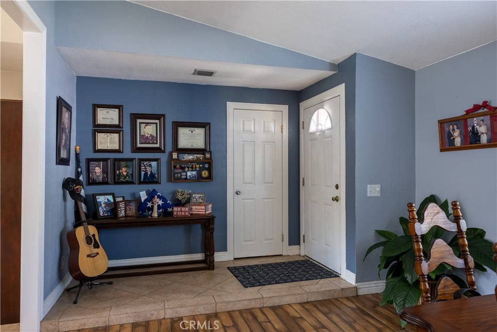 Ontario, CA 91762,1709 S Helen AVE