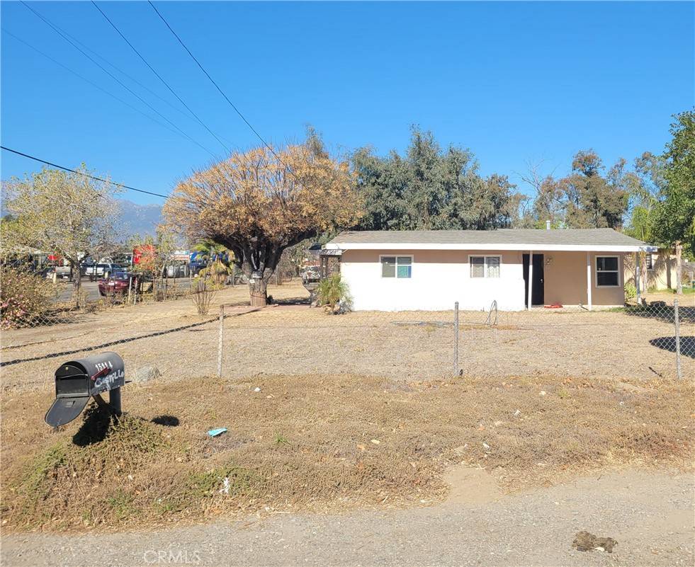 Fontana, CA 92335,15114 Washington DR
